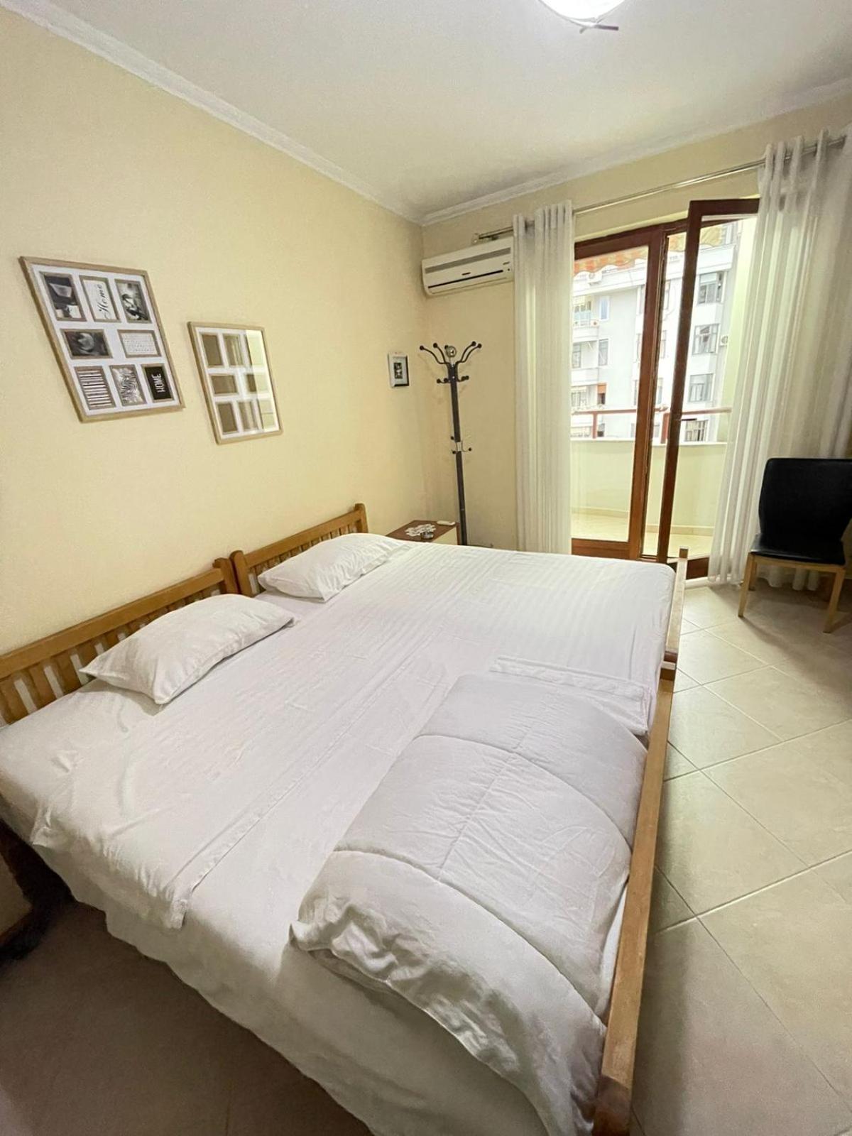 Skybase Apartment Tiranë Ngoại thất bức ảnh